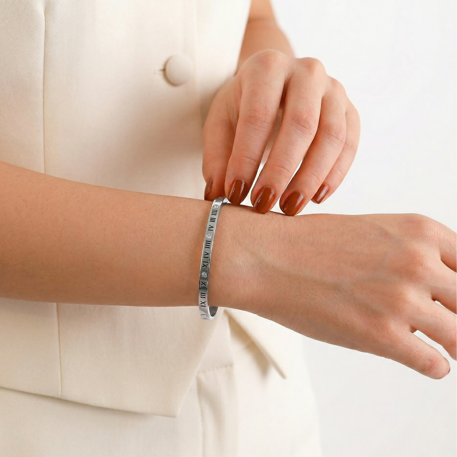 Roman Luxe Bangle