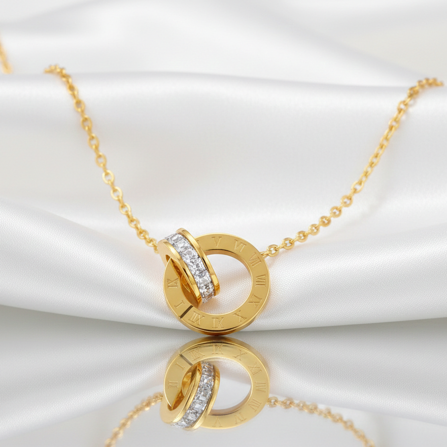 Roman Loop Pendant