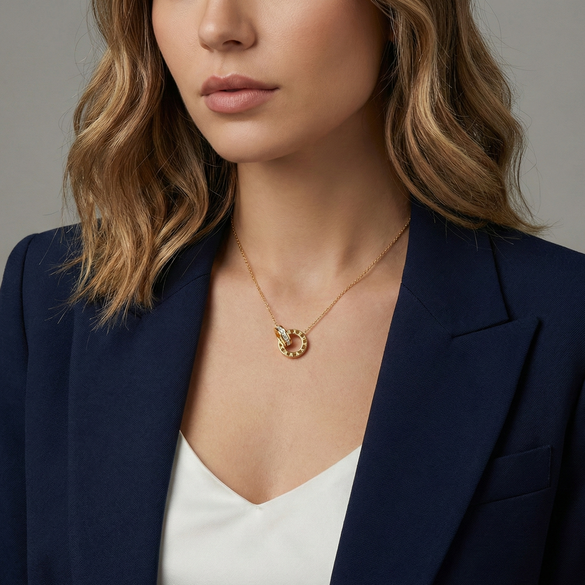 Roman Loop Pendant