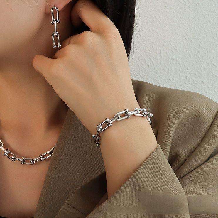 The Love Link Bracelet