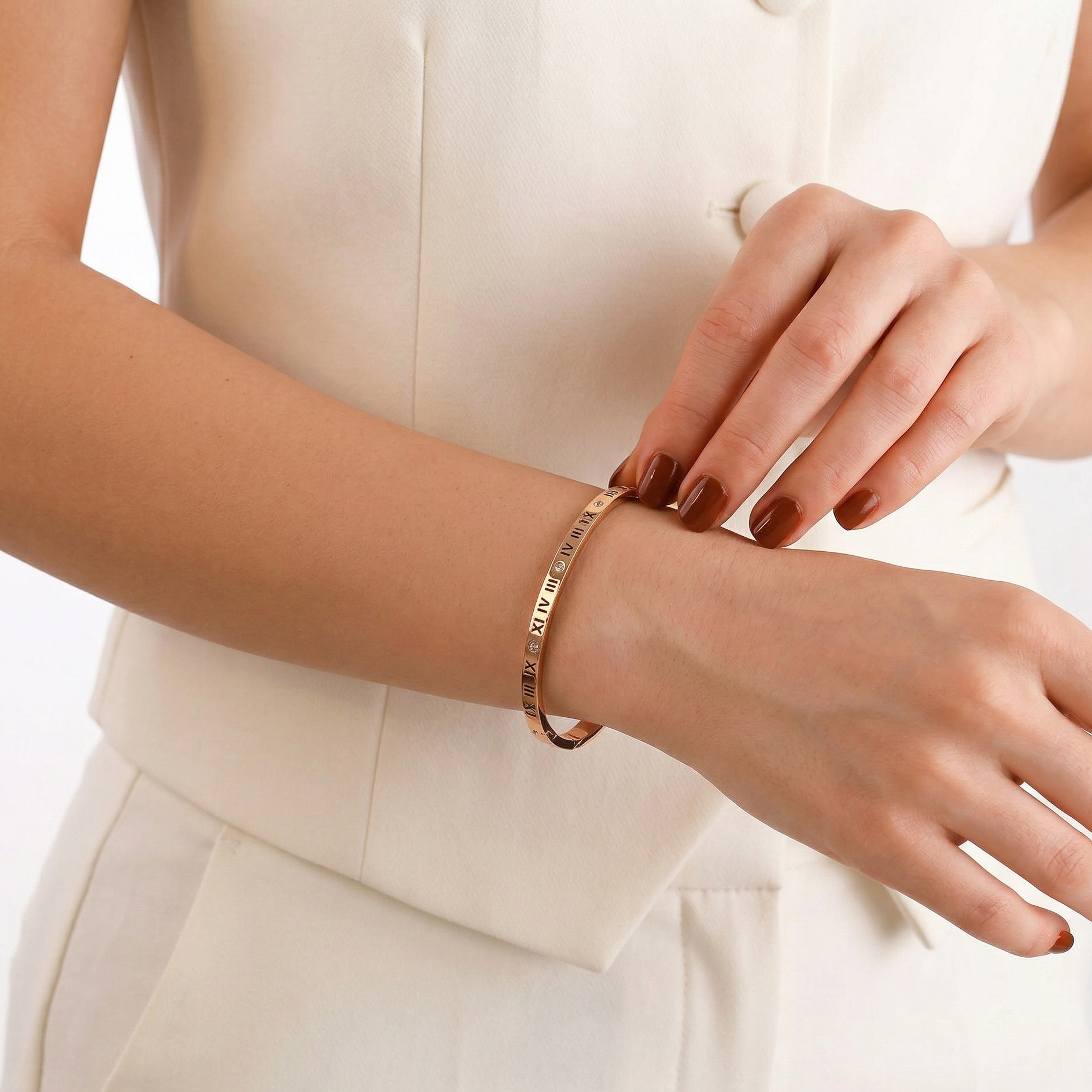 Roman Luxe Bangle