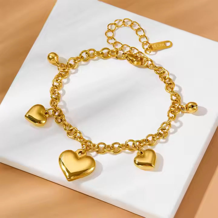 Classic Heart Charms Bracelet