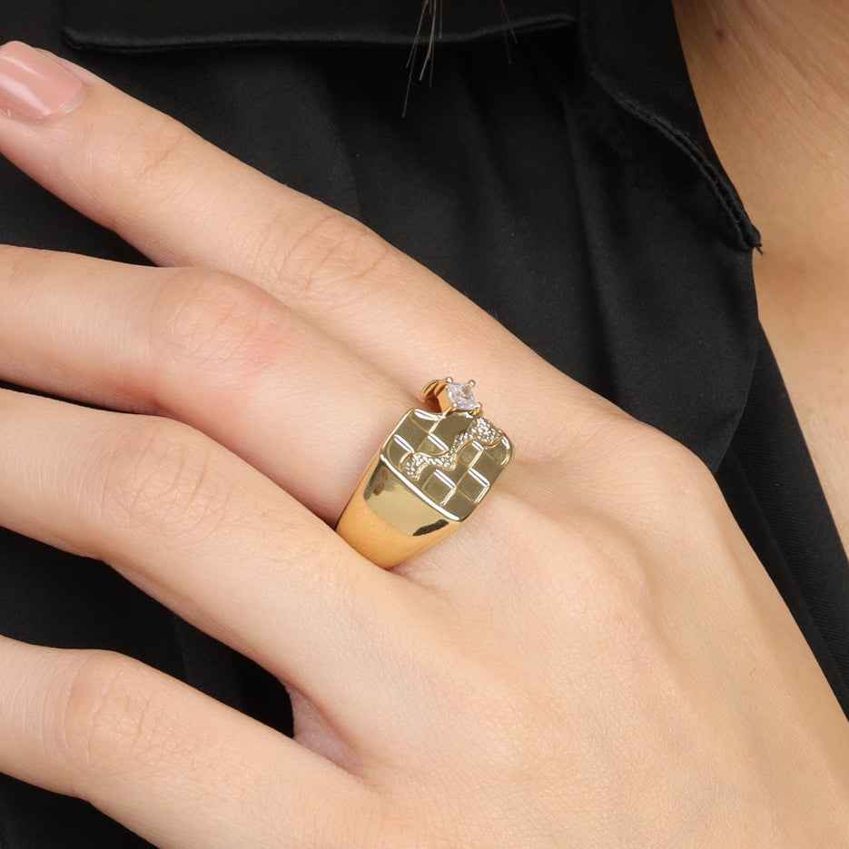 Abstract Box Ring
