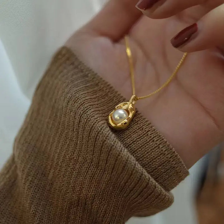 Golden Nest Pendant