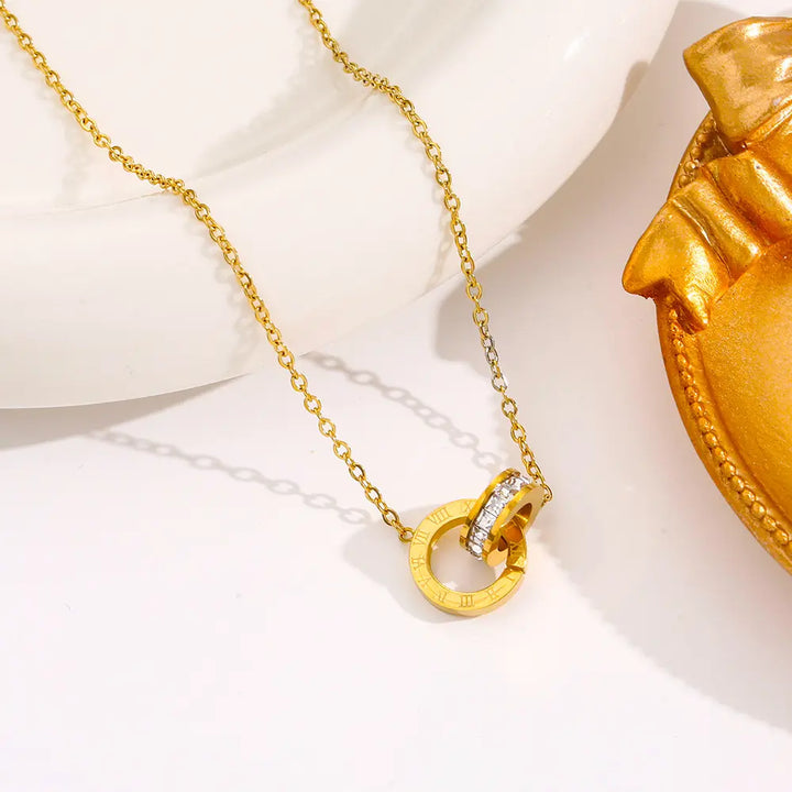 Roman Loop Pendant