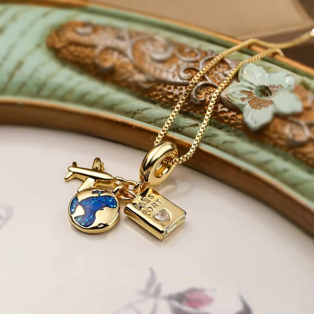 Globetrotter Pendant