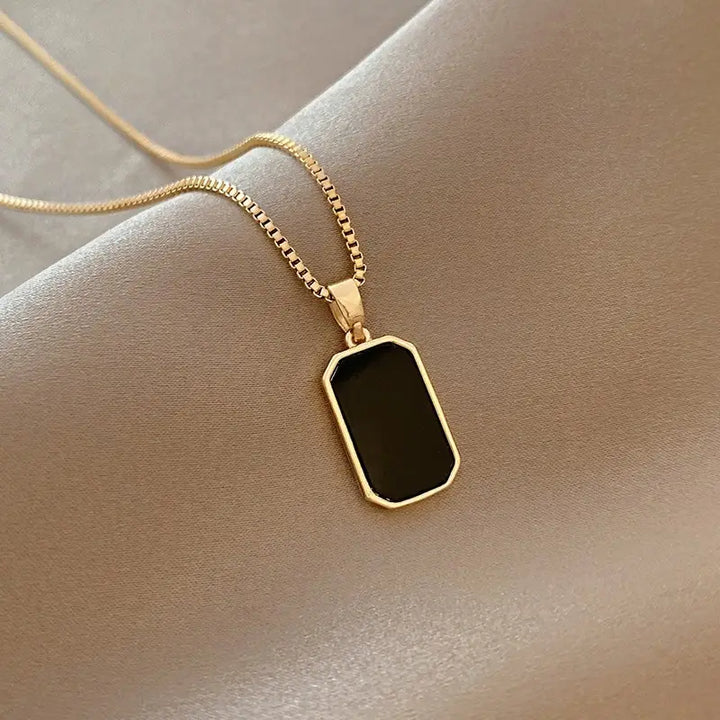 Midnight Frame Pendant