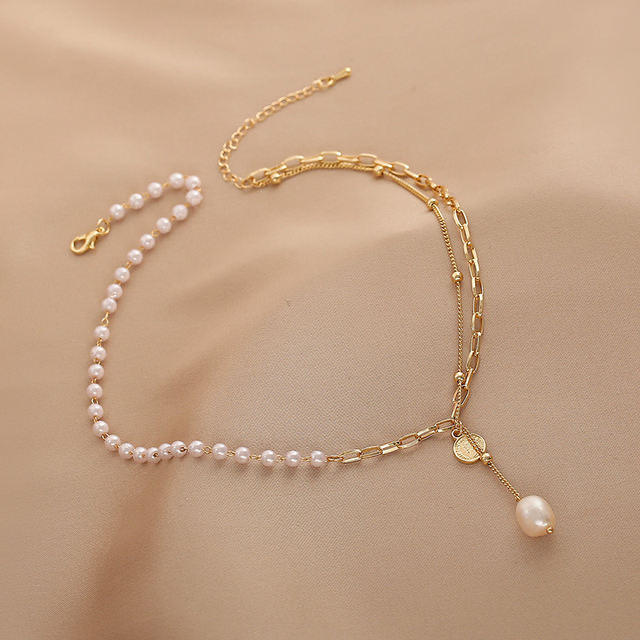 Duchess's Pearl Drape