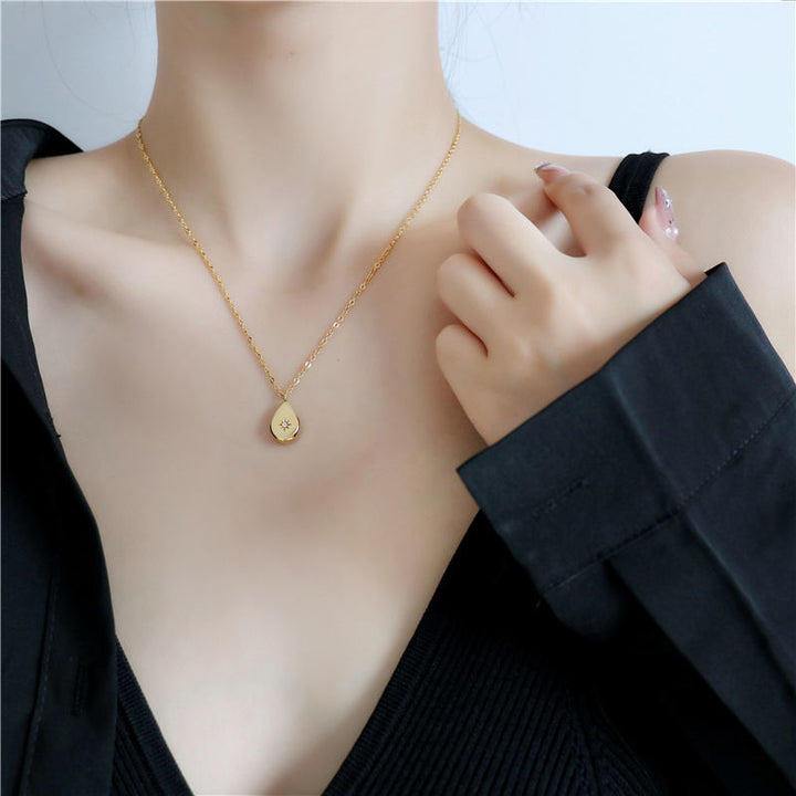 Spark Stone Pendant