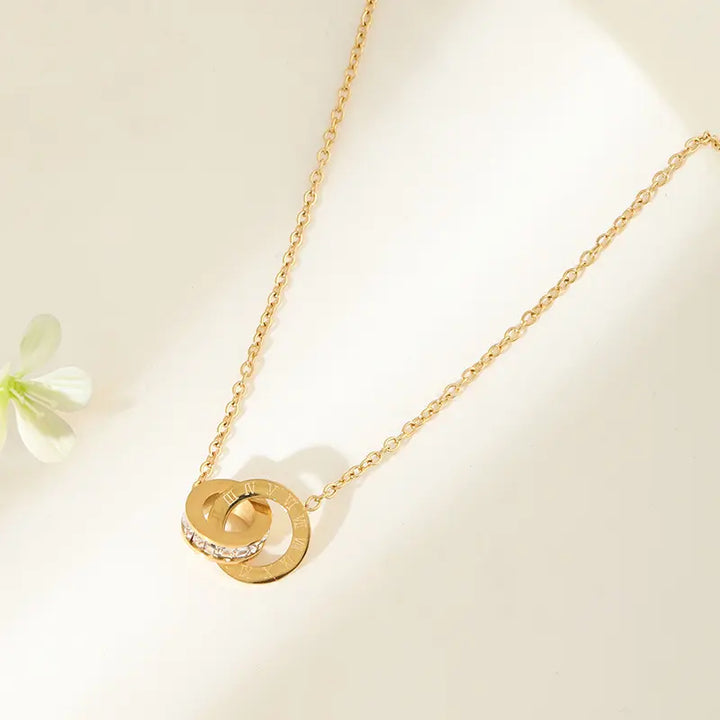 Roman Loop Pendant