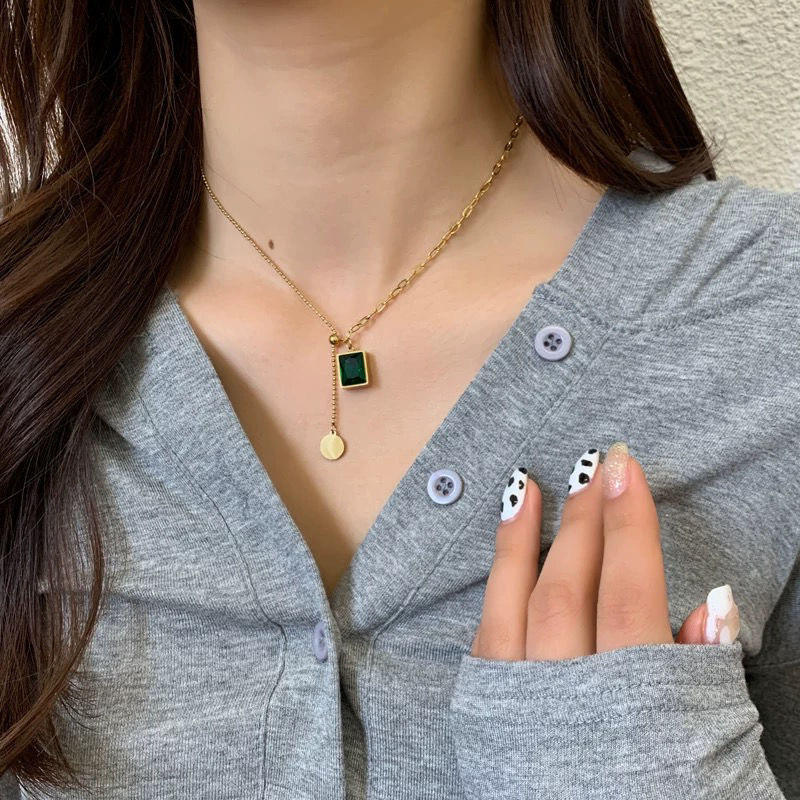 Green Grace Necklace