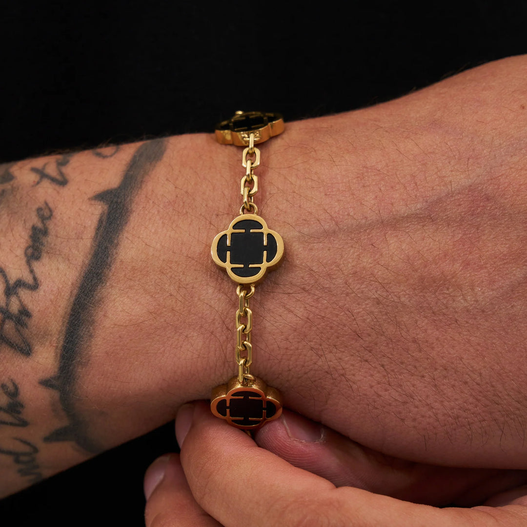 BLACK CLOVER LUXE BRACELET
