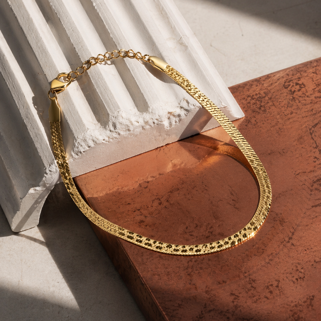 Textured Luxe Snakechain Bracelet