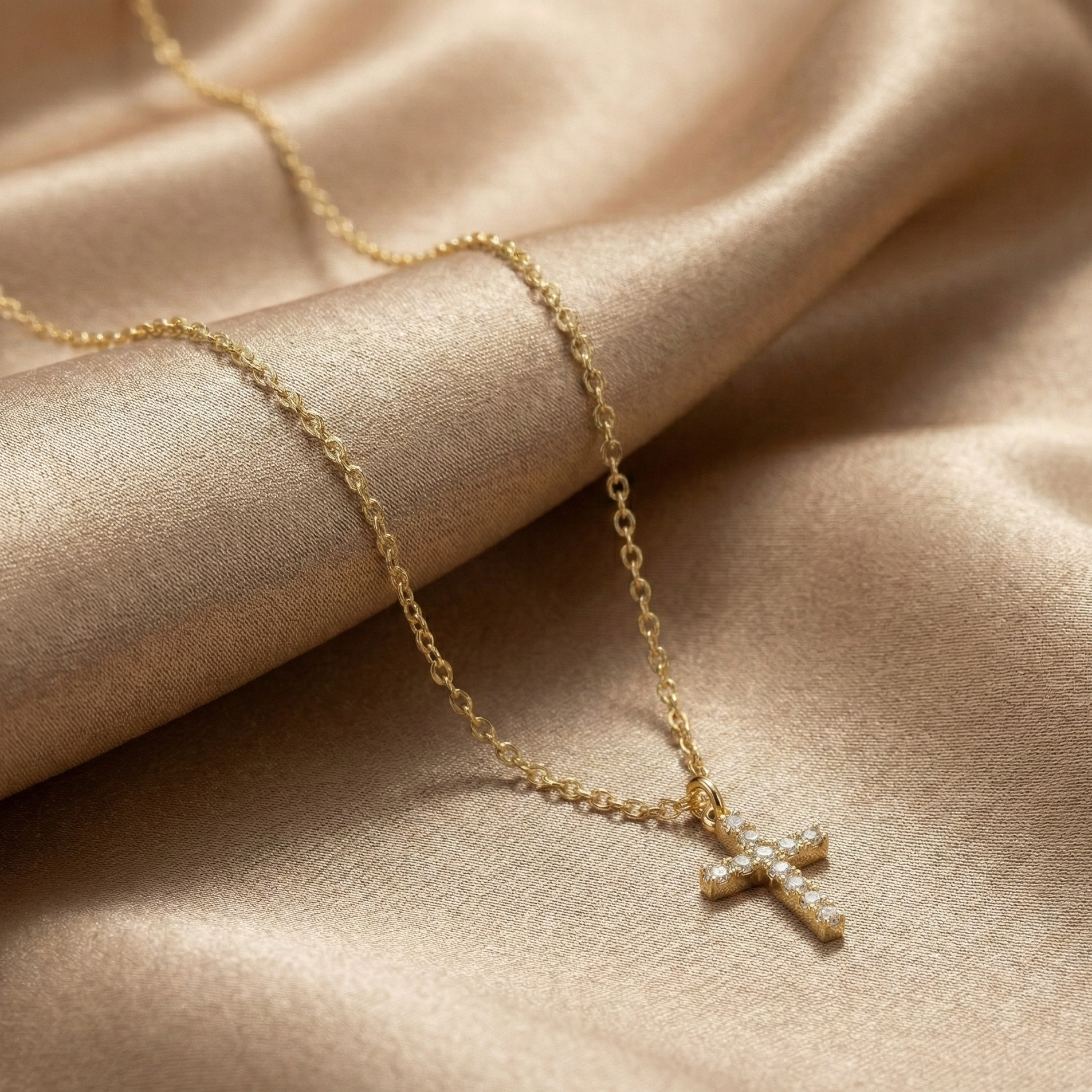 Minimal Cross Pendant