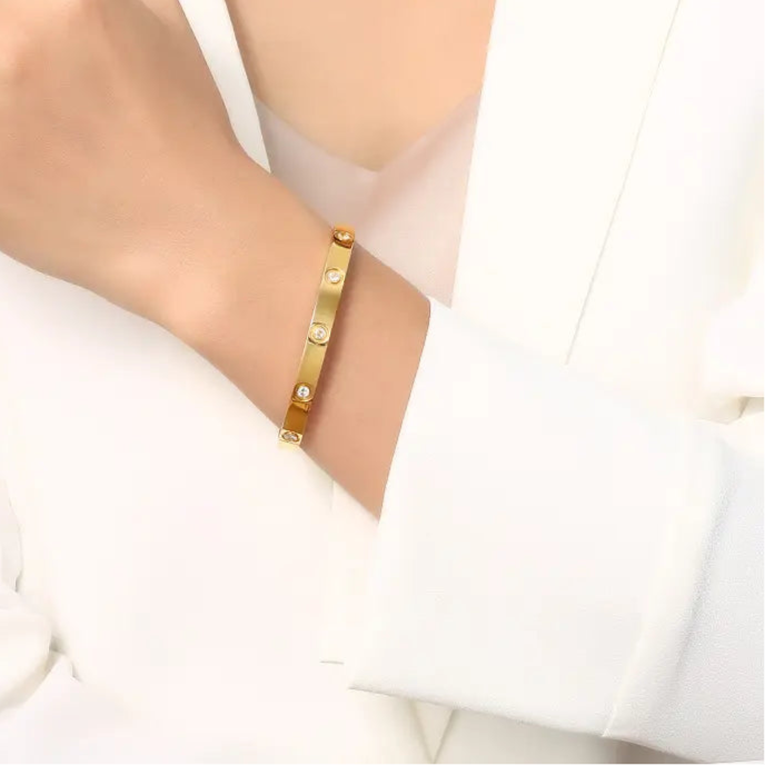Classic Love Bracelet
