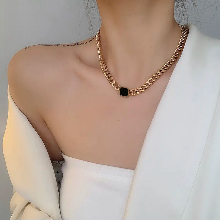 Velvet Dusk Necklace