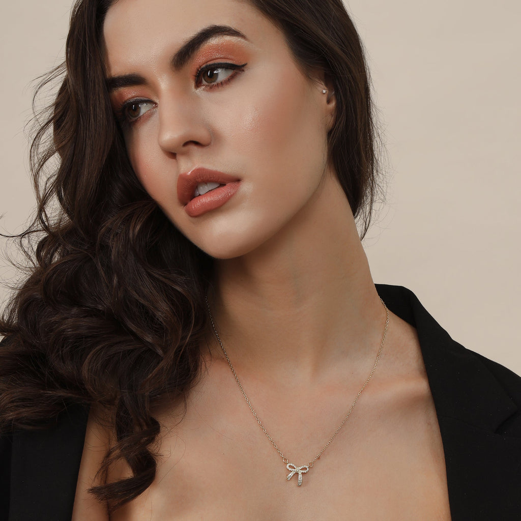 Ribbon Tie Pendant - Fab Couture