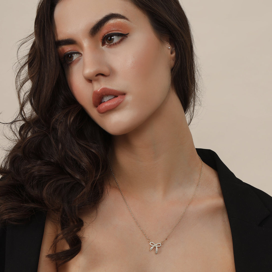 Ribbon Tie Pendant - Fab Couture